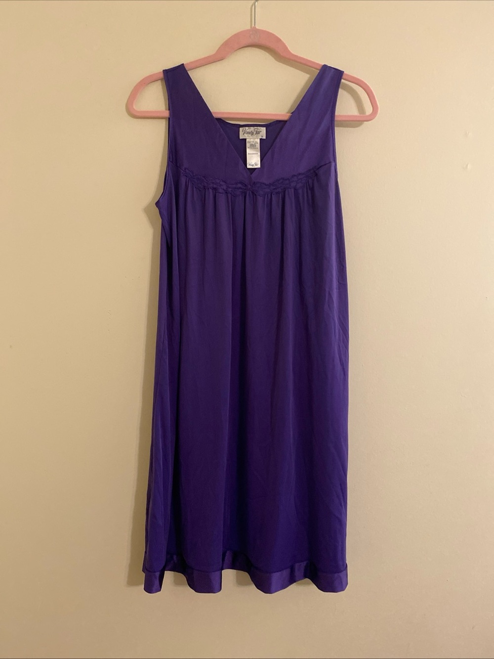 Vtg Vanity Fair Nightgown S Flowy Babydoll Silky Embroidered Luxurious Classic
